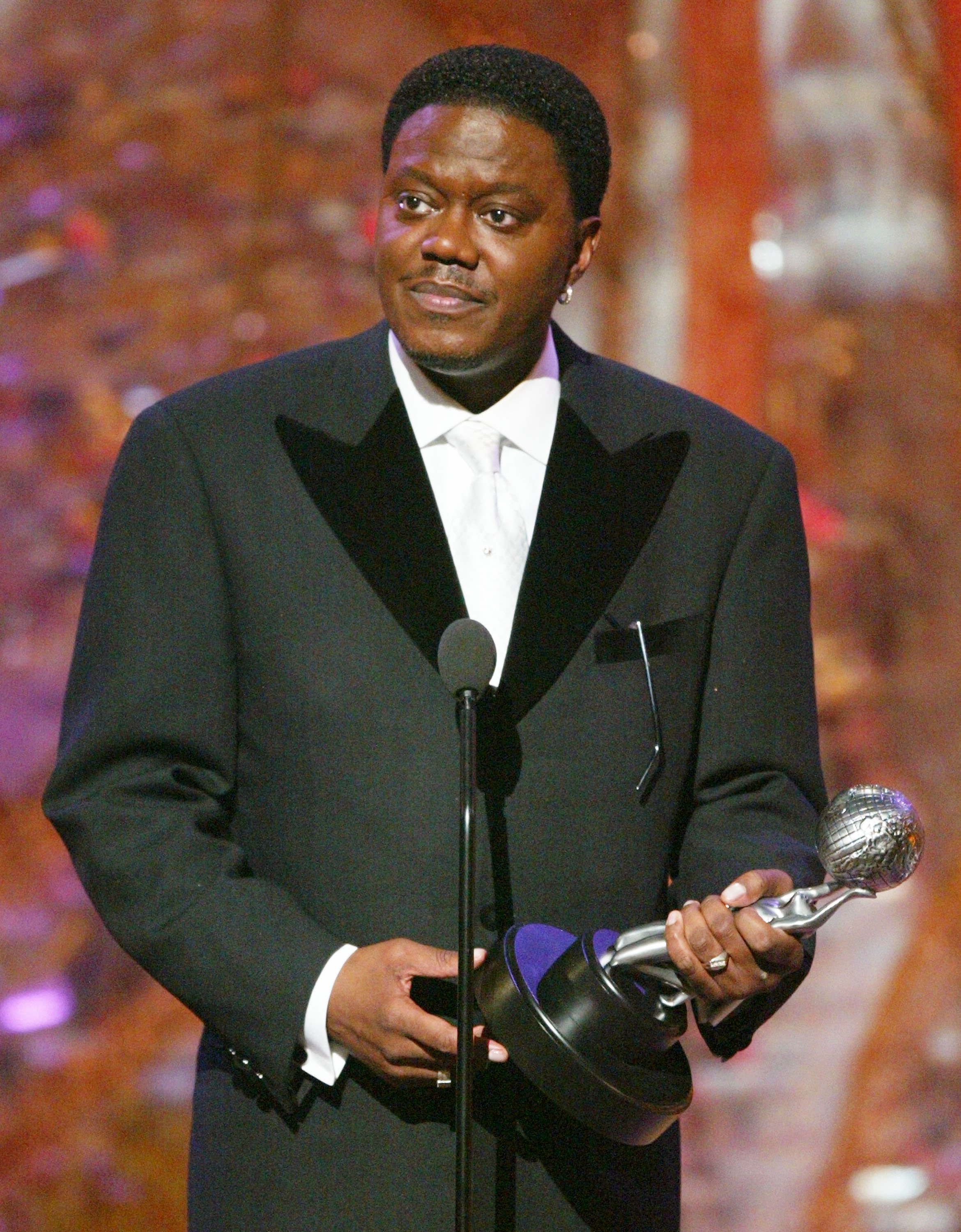 Bernie Mac accepting his award for Best Actor in a Comedy Series on stage at the 35th Annual NAACP Image Awards. | Source: Getty Images