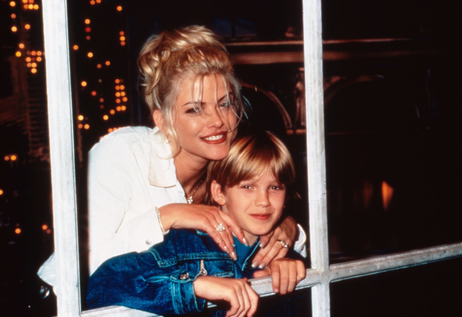 Anna Nicole Smith and her son Daniel, circa 1997. | Source: Getty Images