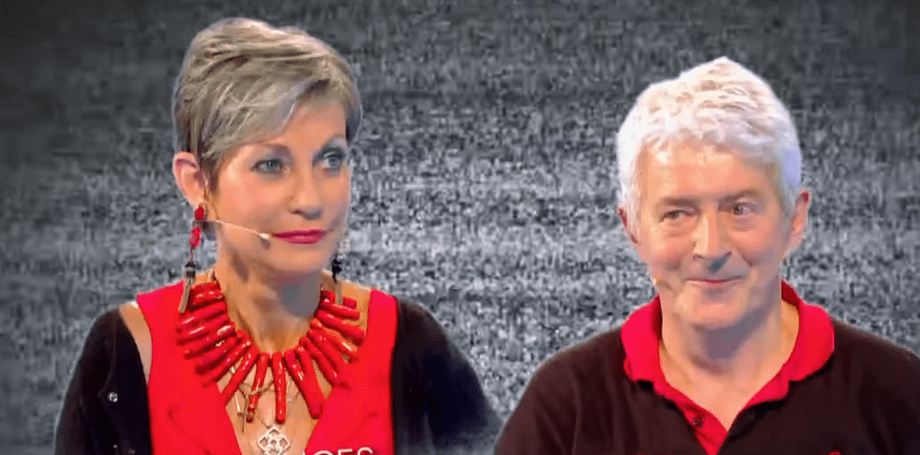 La Grande Rassrah 3 : Isabelle Morini-Bosc fait vivre un enfer à son mari dans "Family Battle"| Photo : Touche pas à mon poste ! / Youtube La Grande Rassrah 3 : Isabelle Morini-Bosc fait vivre un enfer à son mari dans "Family Battle"| Photo : Touche pas à mon poste ! / Youtube