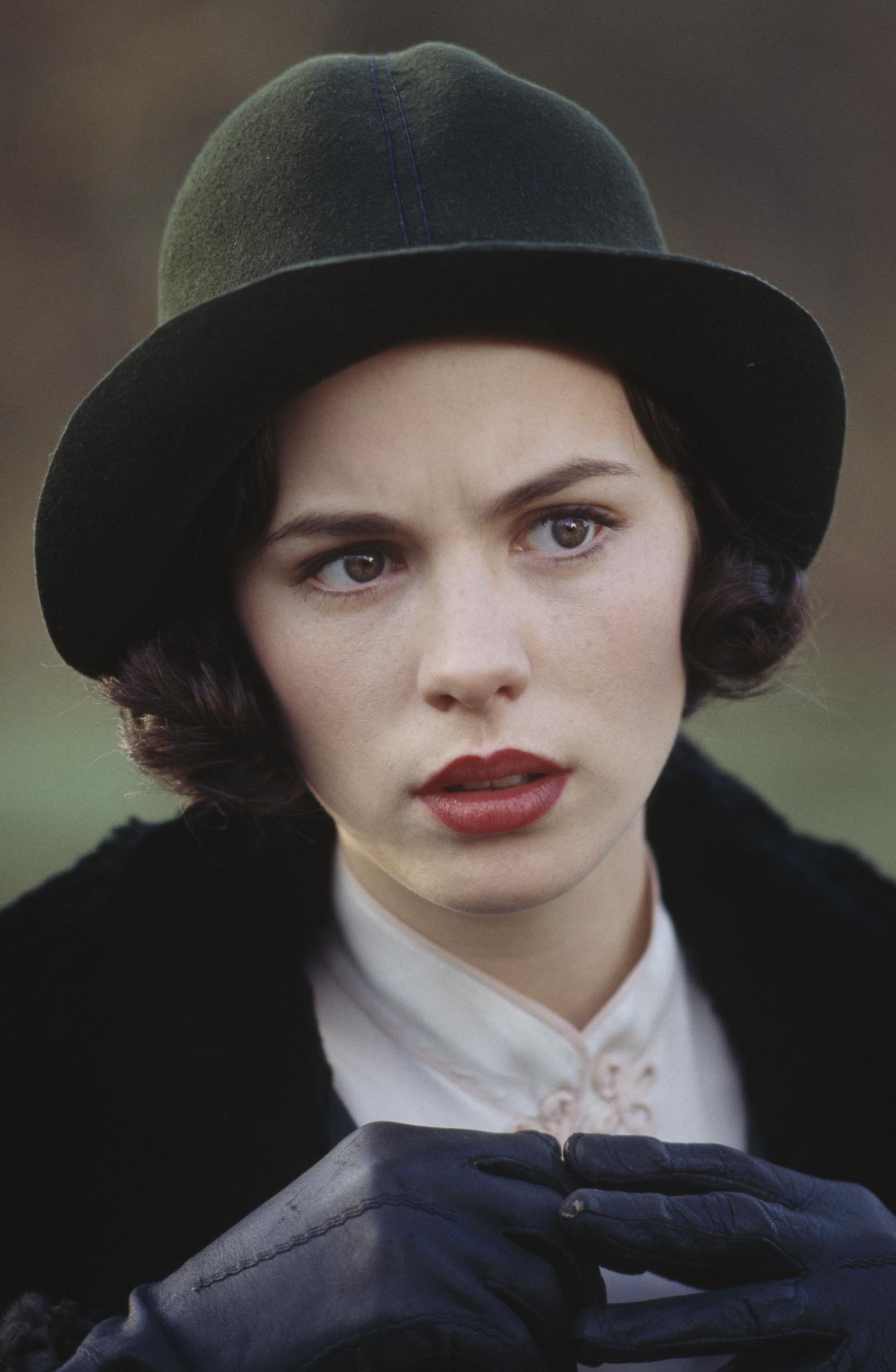 Kate Beckinsale in a scene from the film "Haunted" in 1995. | Source: Getty Images