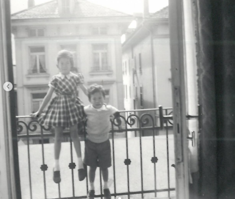 Vera Wang charting her own course stood in contrast to her brother Kenneth, who followed a path closer to what their father would have wanted. In this photo, she posed with him on a balcony during a throwback moment captured on April 10, 2025. | Source: Instagram/verawang