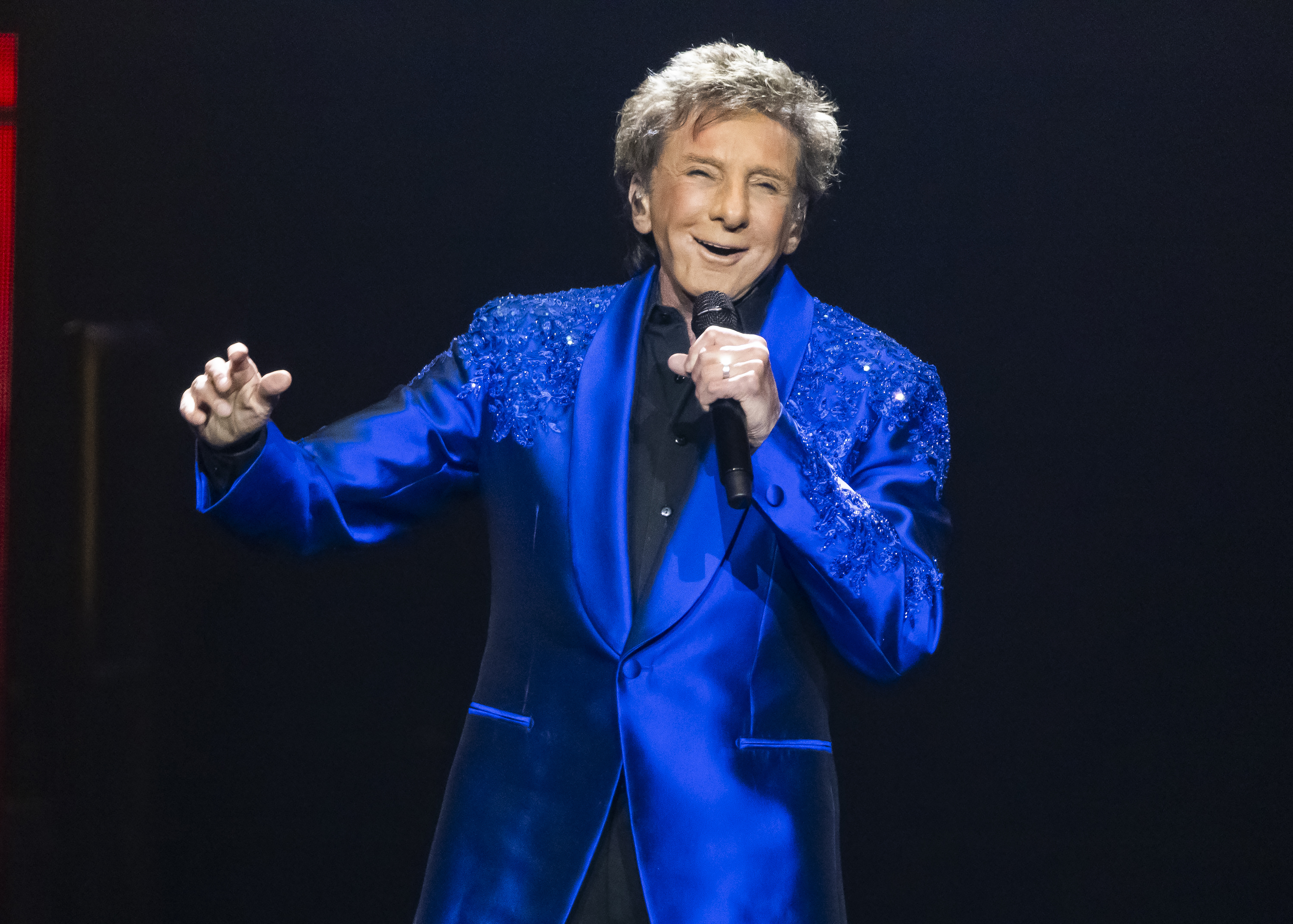 Barry Manilow performs during "Manilow: The Last Detroit Concert" at Little Caesars Arena on 3 June 2025 in Detroit, Michigan. | Source: Getty Images