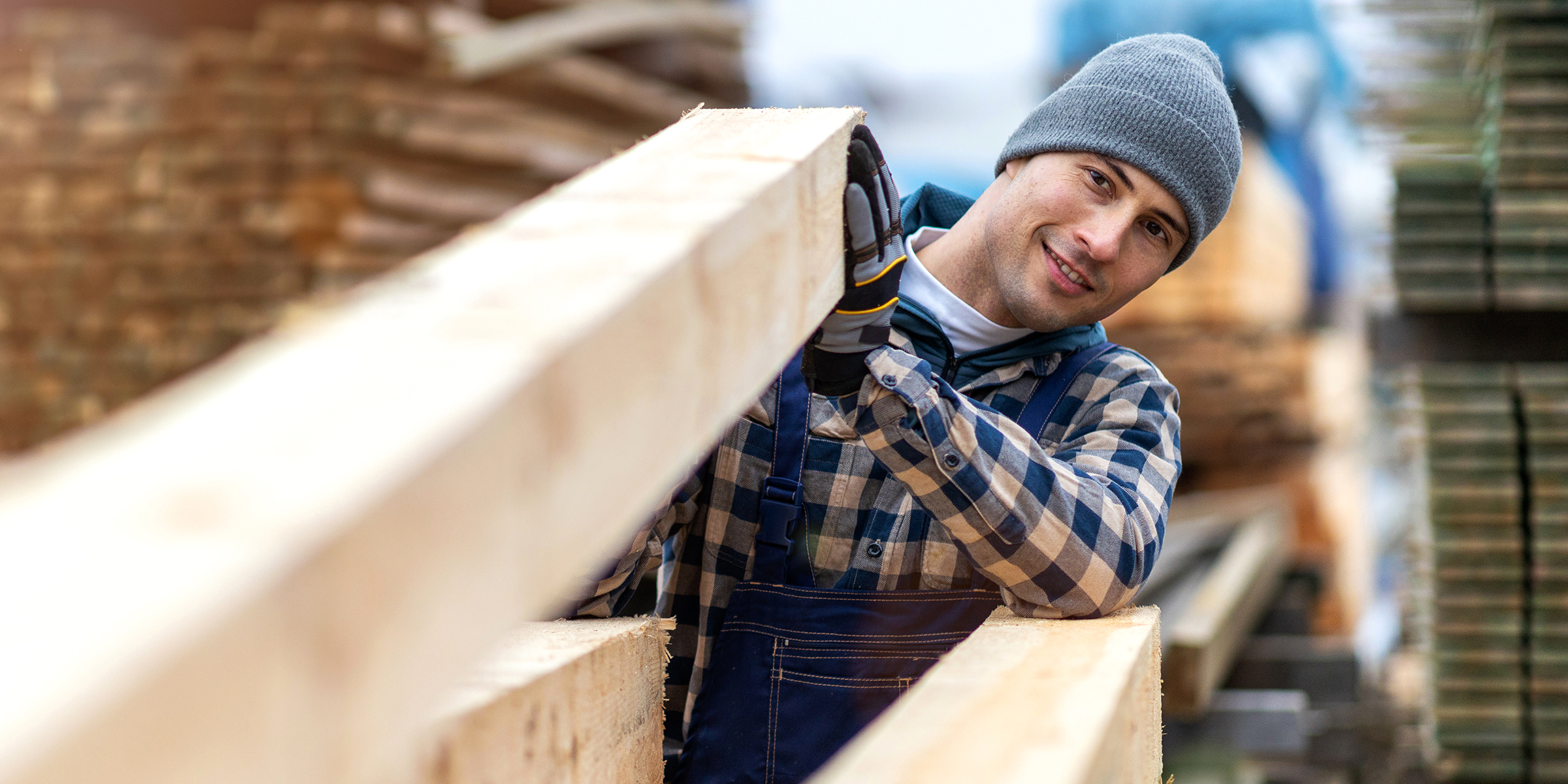 A man working on a construction site | Source: Shutterstock