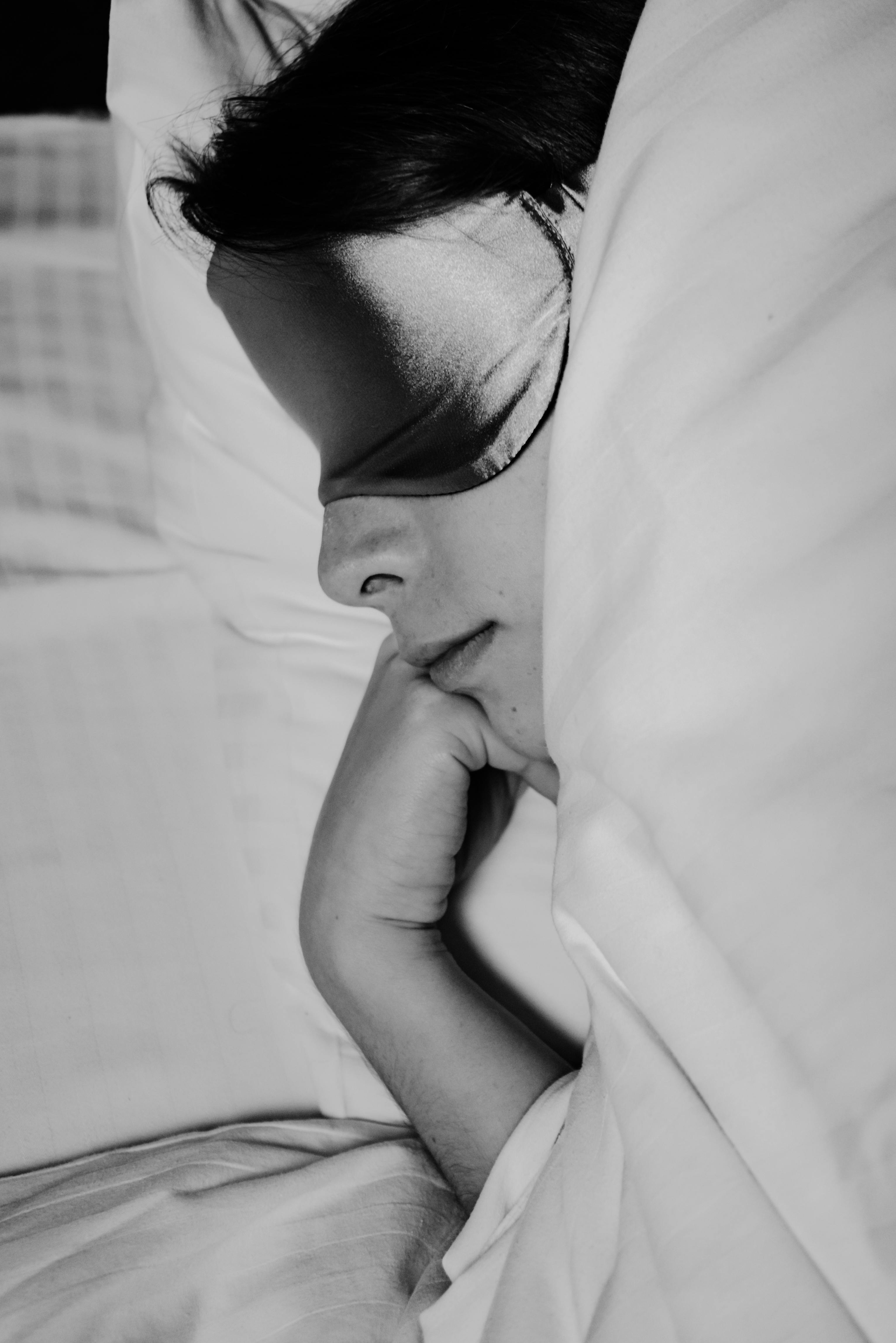 A woman sleeping peacefully | Source: Pexels