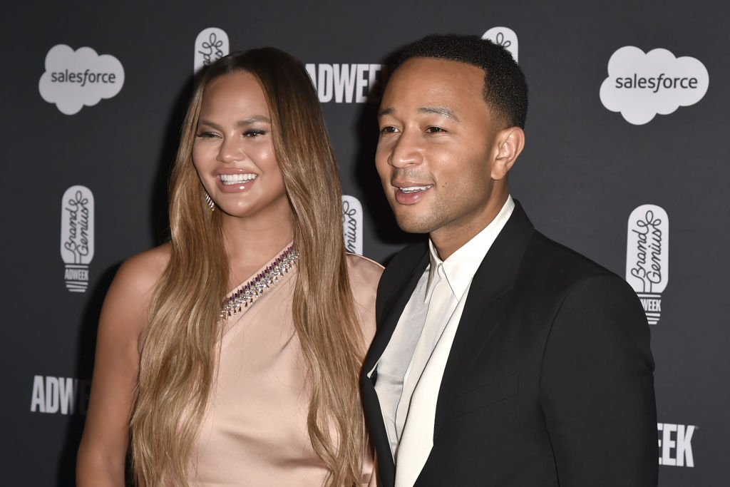 Chrissy Teigen and John Legend attend The 2019 Brandweek Brand Genius Awards Gala | Photo: Getty Images