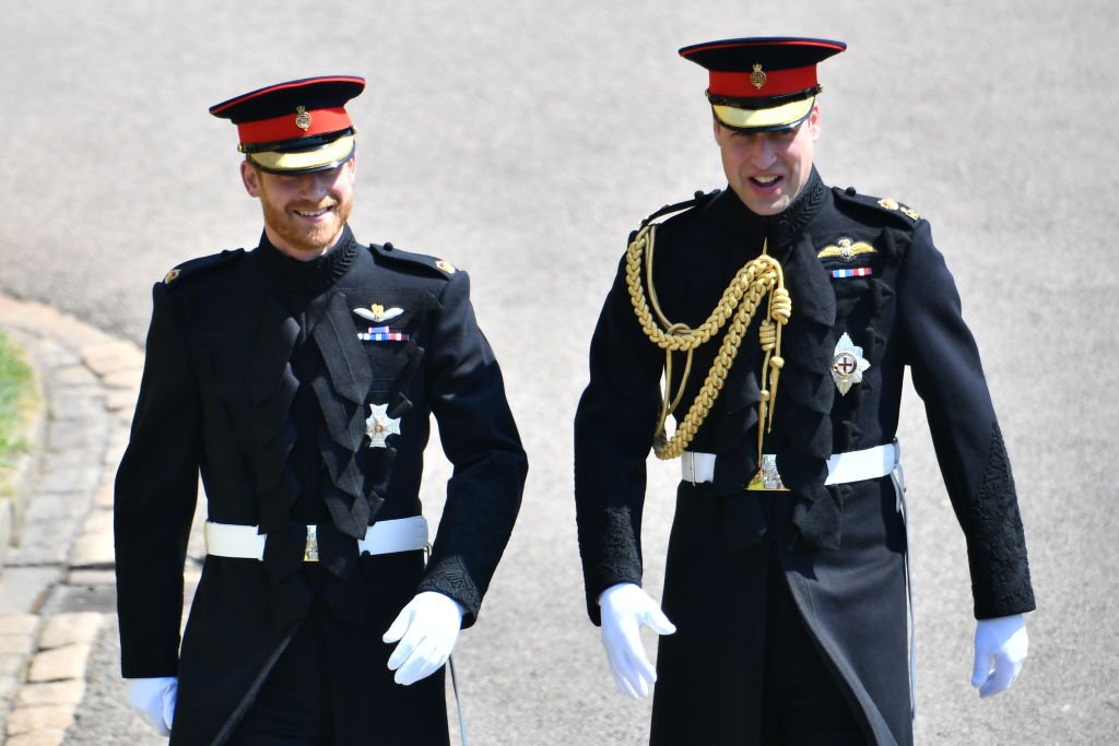 Prince Harry and Prince William arrive at St George's Chapel at Windsor Castle on May 19, 2018, in Windsor, England. | Source: Getty Images.