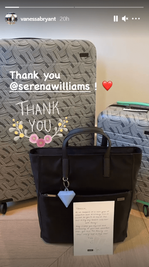 Vanessa Bryant sharing a picture of the gifts that Serena Williams sent her. | Source: Instagram.com/vannesabryant
