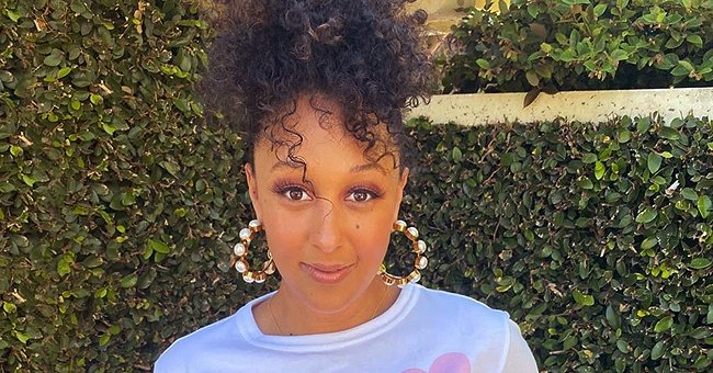 Tamera Mowry Hugs Her Look-Alike Brother Tahj in Cute Throwback Photo ...