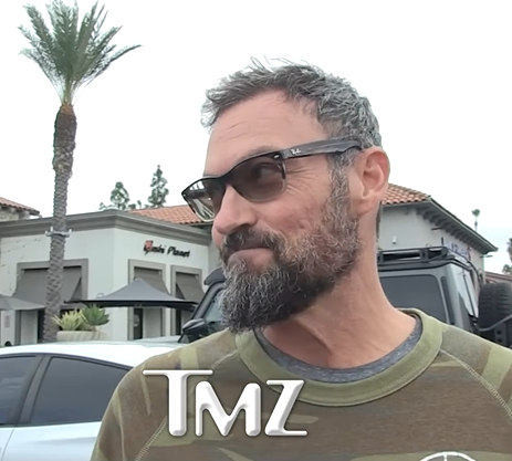 A TMZ photographer talks to Brian Austin Green, posted on December 13, 2024 | Source: Instagram/tmz_tv