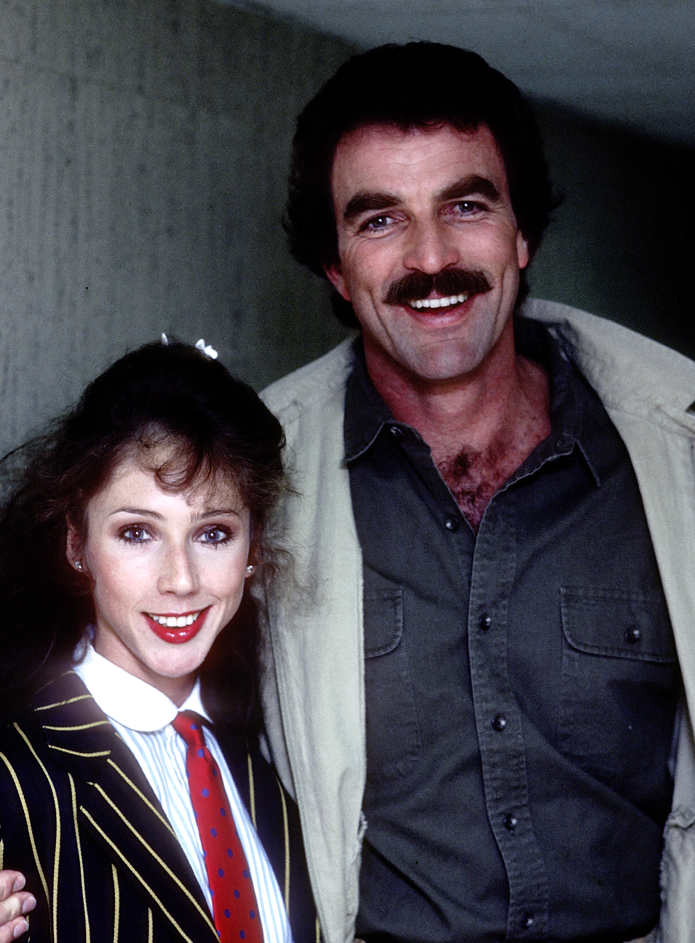 Jillie Mack and Tom Selleck visit "Late Night with David Letterman" at Studio 6A, NBC Studios, 30 Rockefeller Plaza in New York City on May 23, 1985. | Source: Getty Images