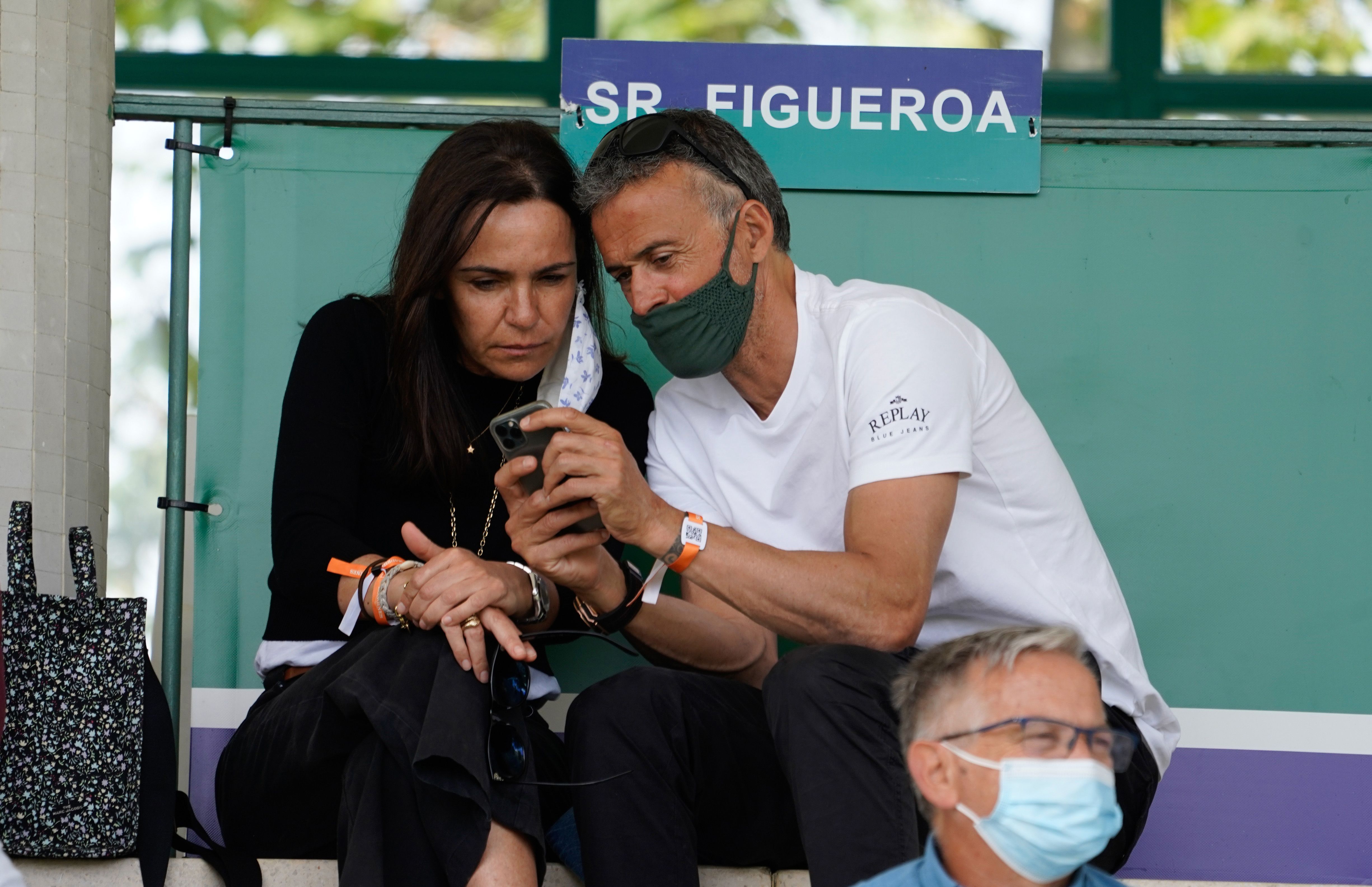 Luis Enrique y Elena Cullell en el Club de Campo Villa de Madrid, el 22 de mayo de 2021 en Madrid, España. | Foto: Getty Images