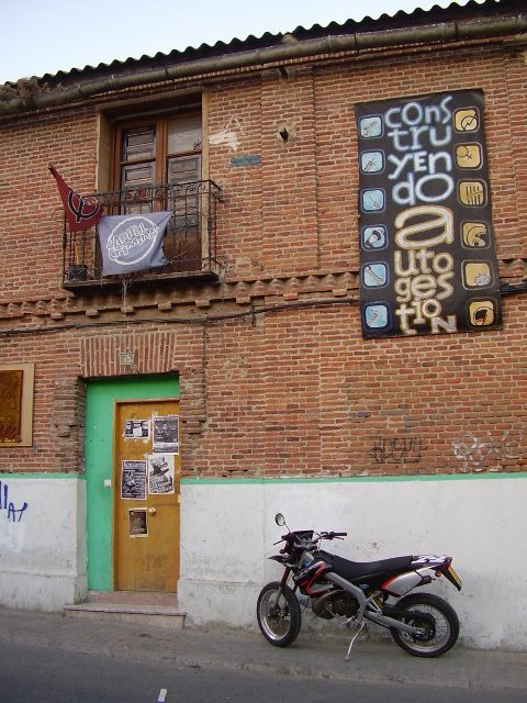 Vivienda “okupa” en Móstoles, Madrid. I Foto: Wikipedia