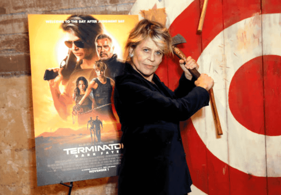Linda Hamilton takes part in a axe throwing event before the screening of "Terminator: Dark Fate," on October 29, 2019, in Hollywood, California | Photo: Getty Images