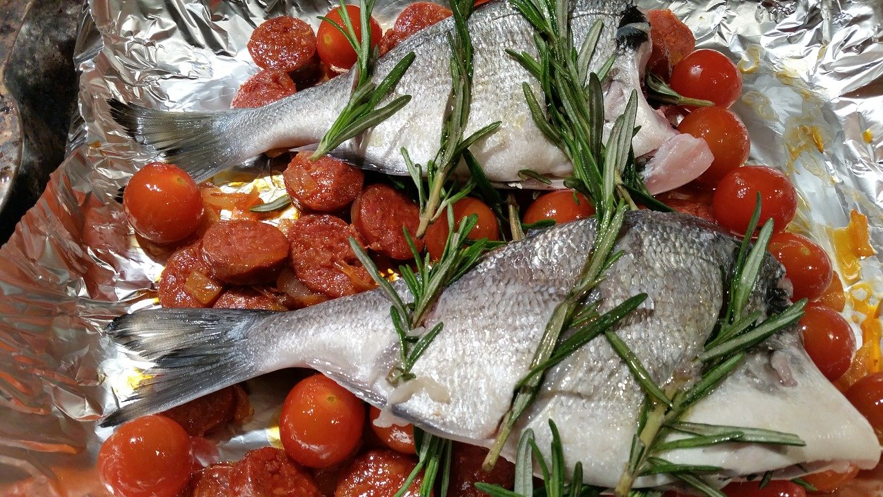 Preparación de pescado para la cena. | Foto: Needpix