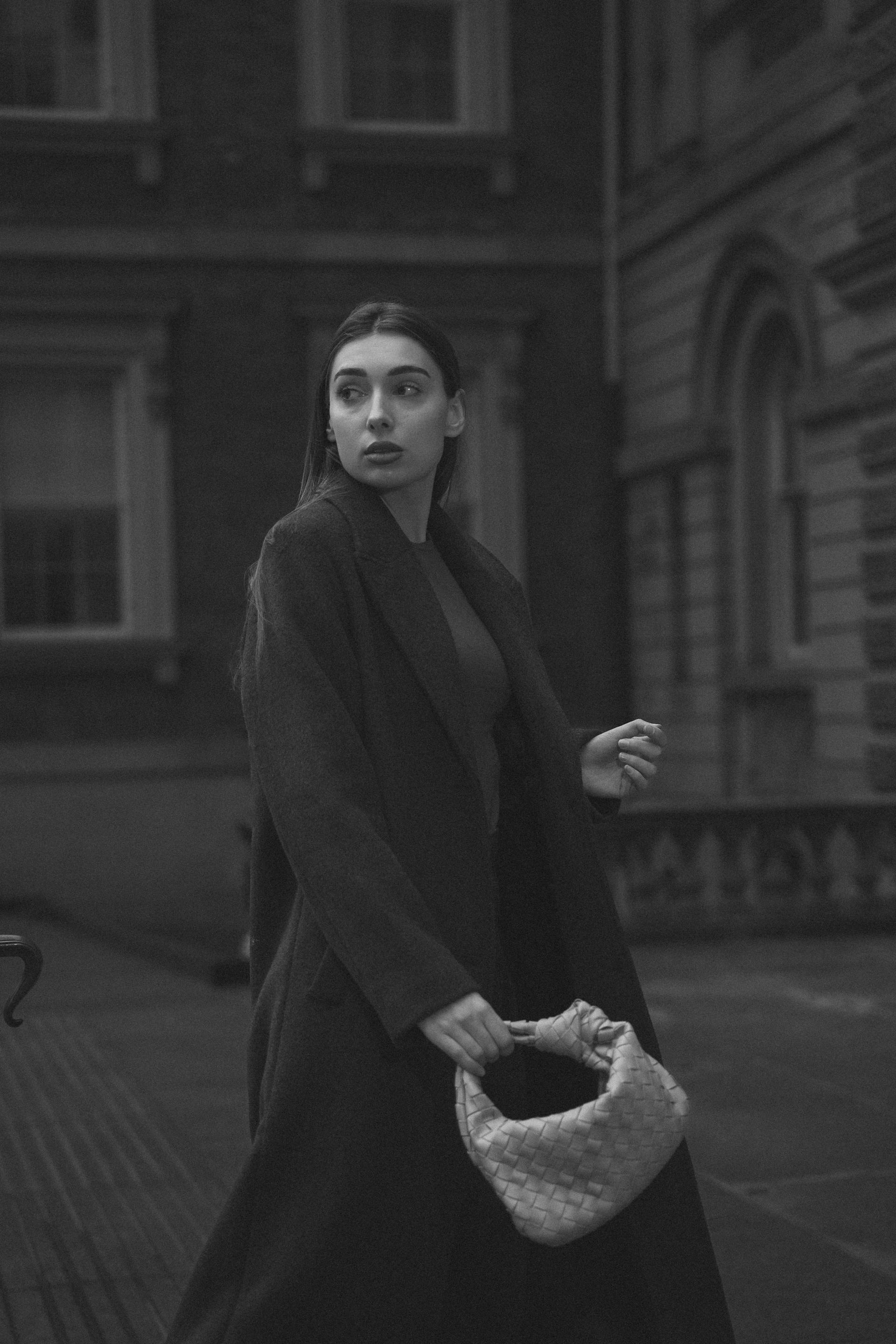 A woman walking away | Source: Pexels
