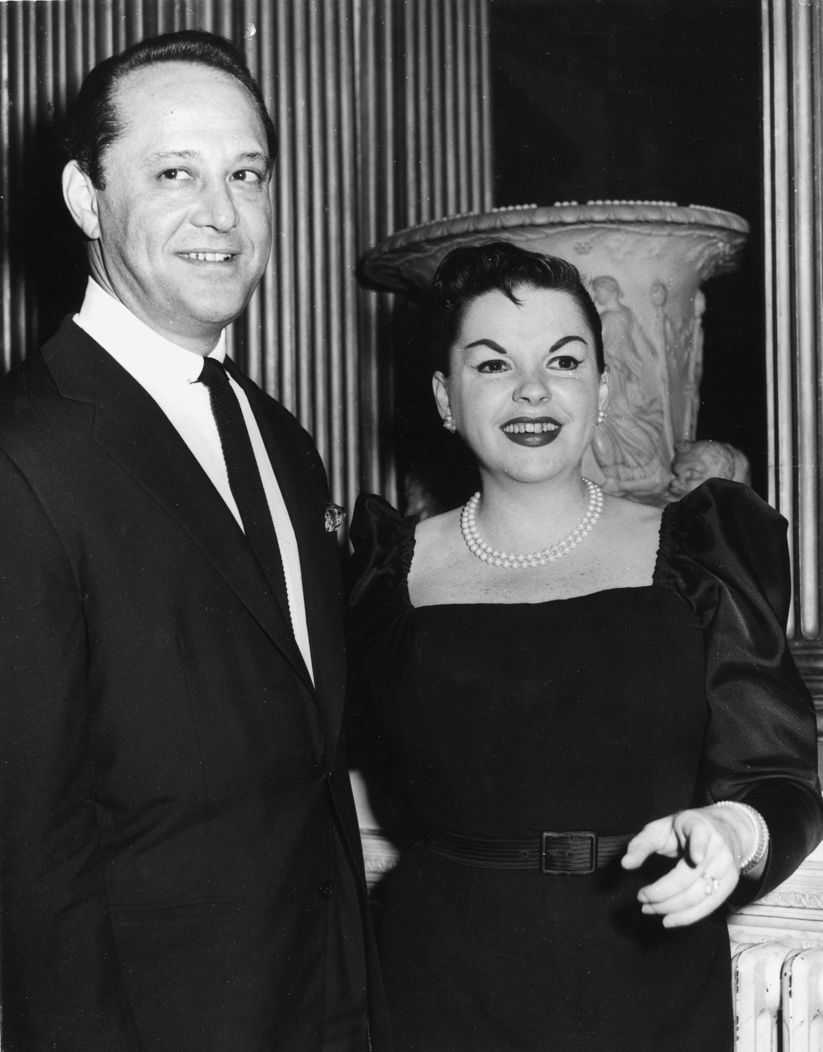 Judy Garland with her husband Sidney Luft at a reception in her honour at Londonderry House. | Source: Getty Images