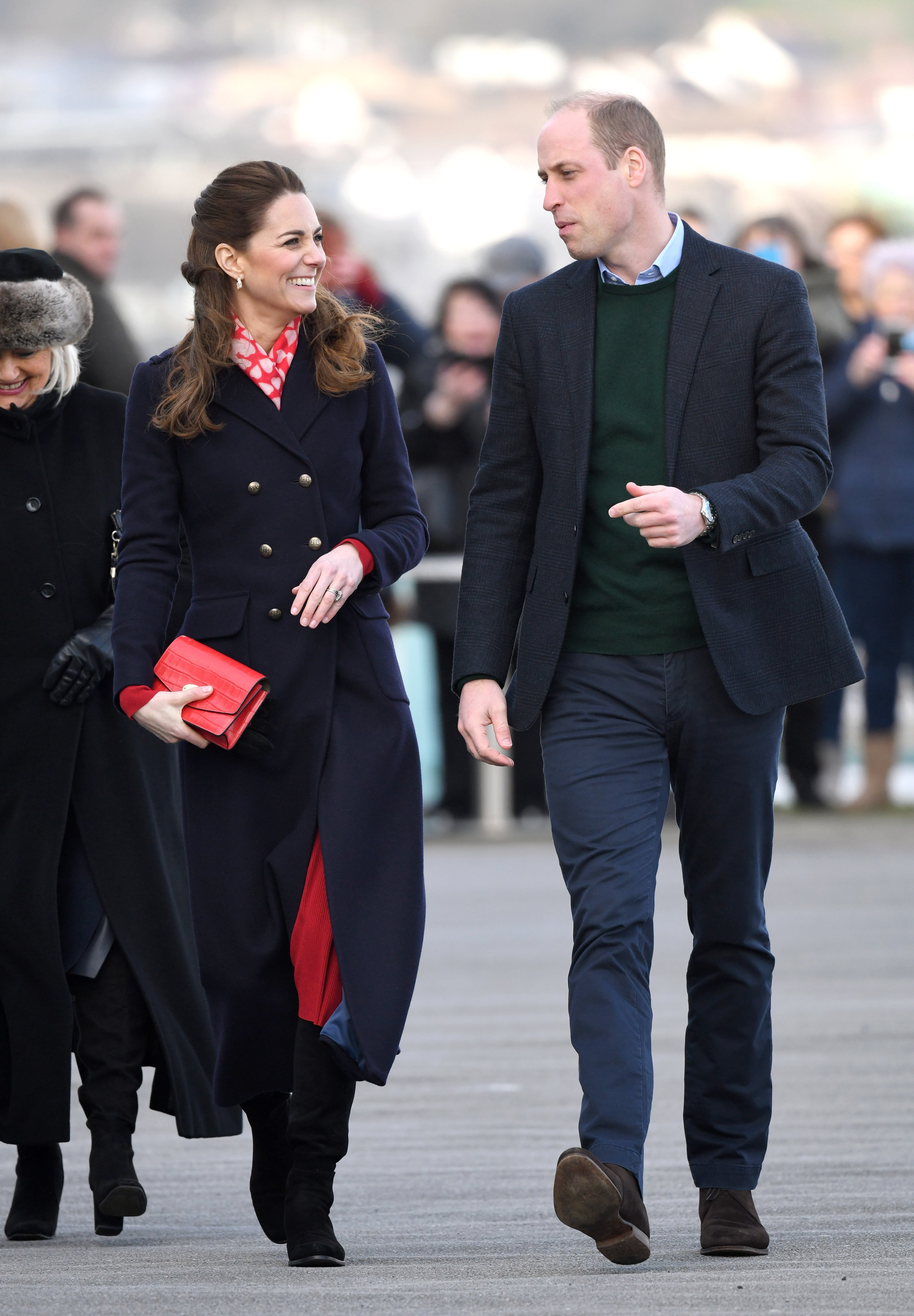Le Prince William et Kate Middleton visitent la station de sauvetage Mumbles | Source : Getty Images