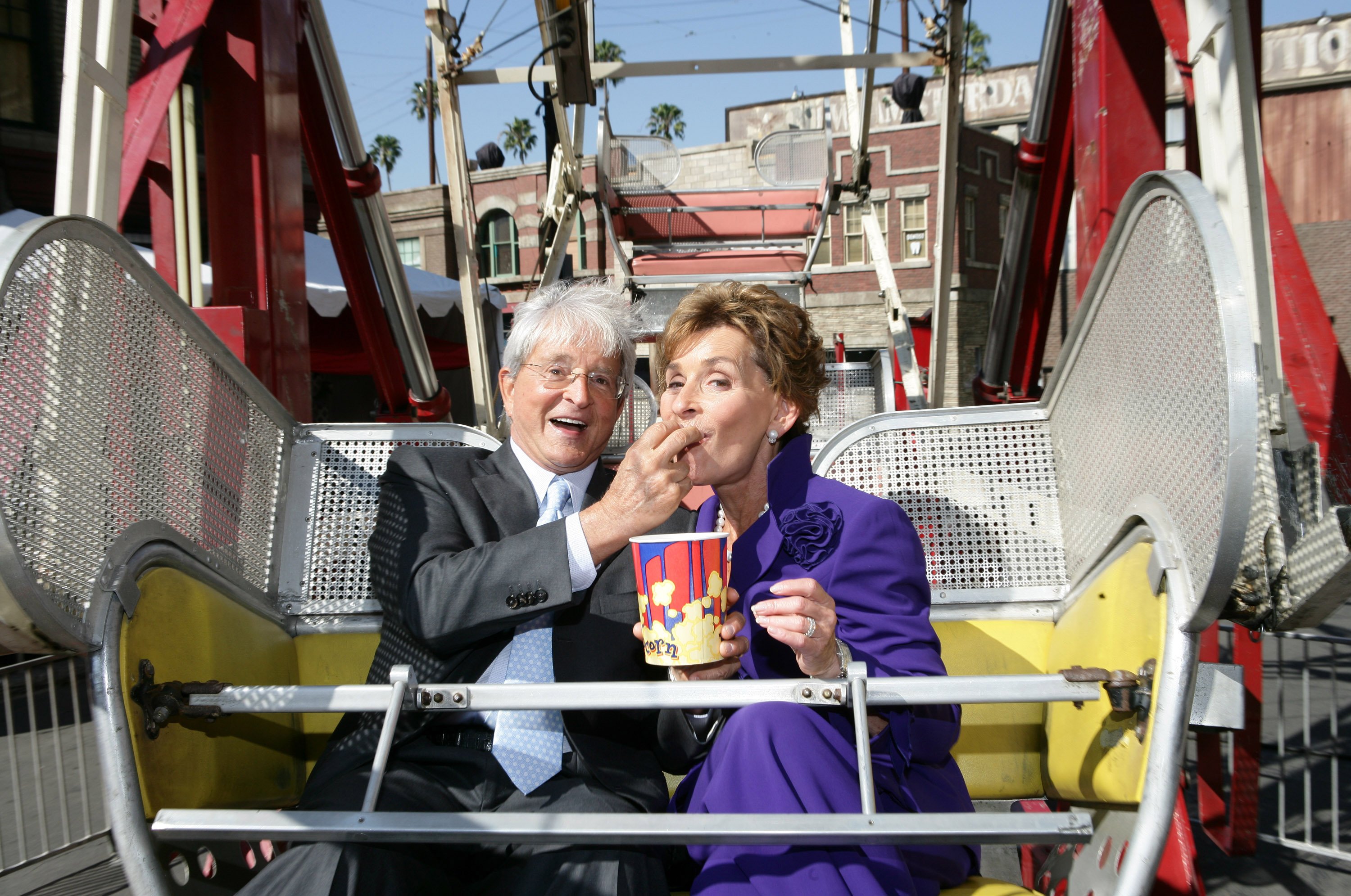 Judge Judy Sheindlin and Judge Jerry Sheindlin at her induction to the Hollywood Walk of Fame, 2006 | Source: Getty Images