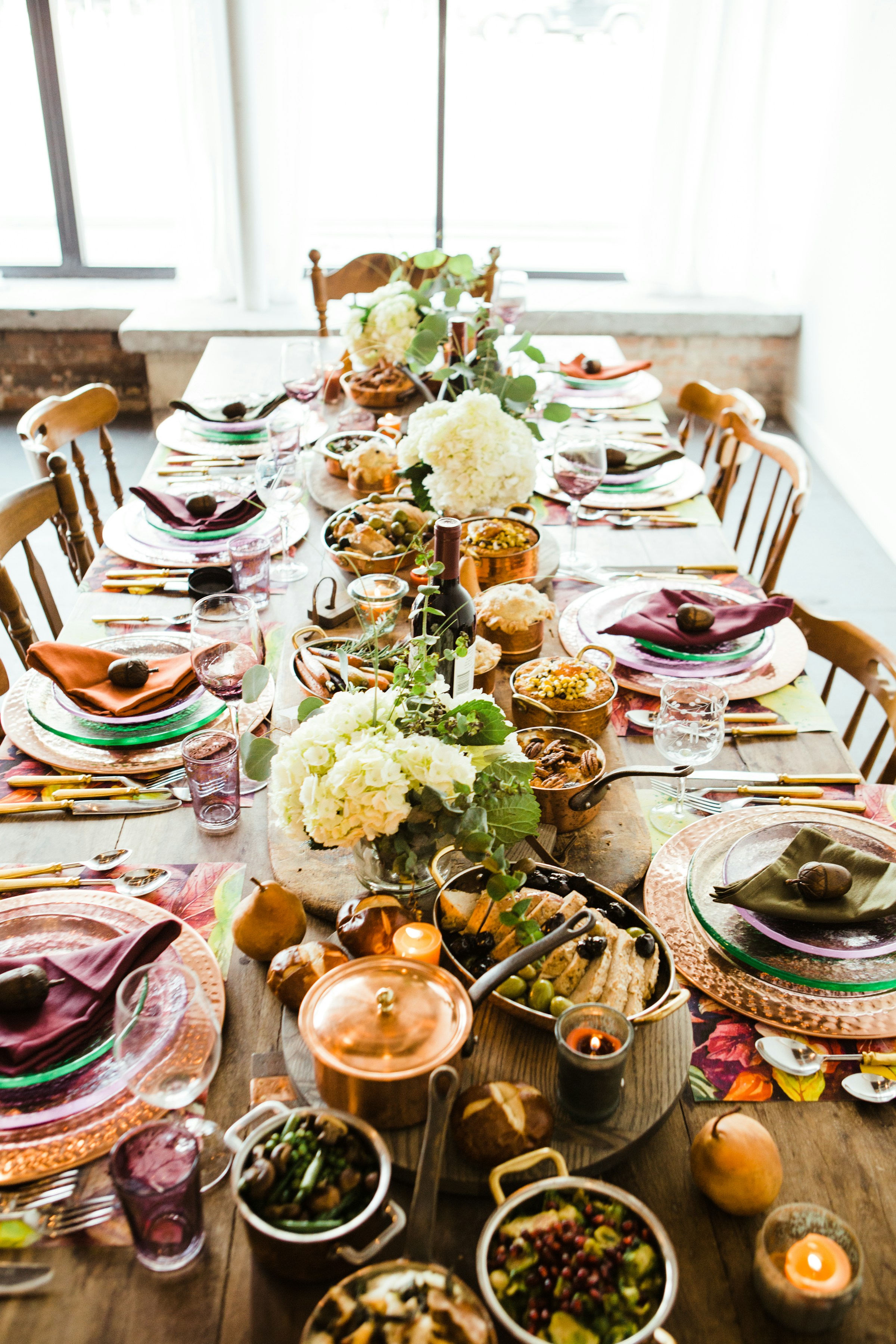 A dinner party setting | Source: Unsplash