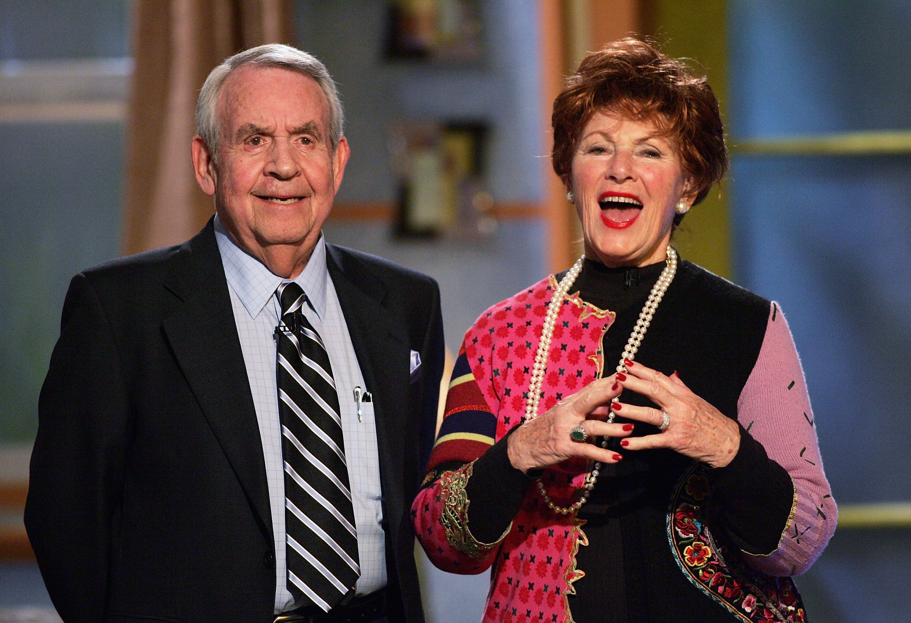 Tom Bosley and "Happy Days" co-star Marion Ross at the 6th Annual Family Television Awards on December 1, 2004 | Source: Getty Images