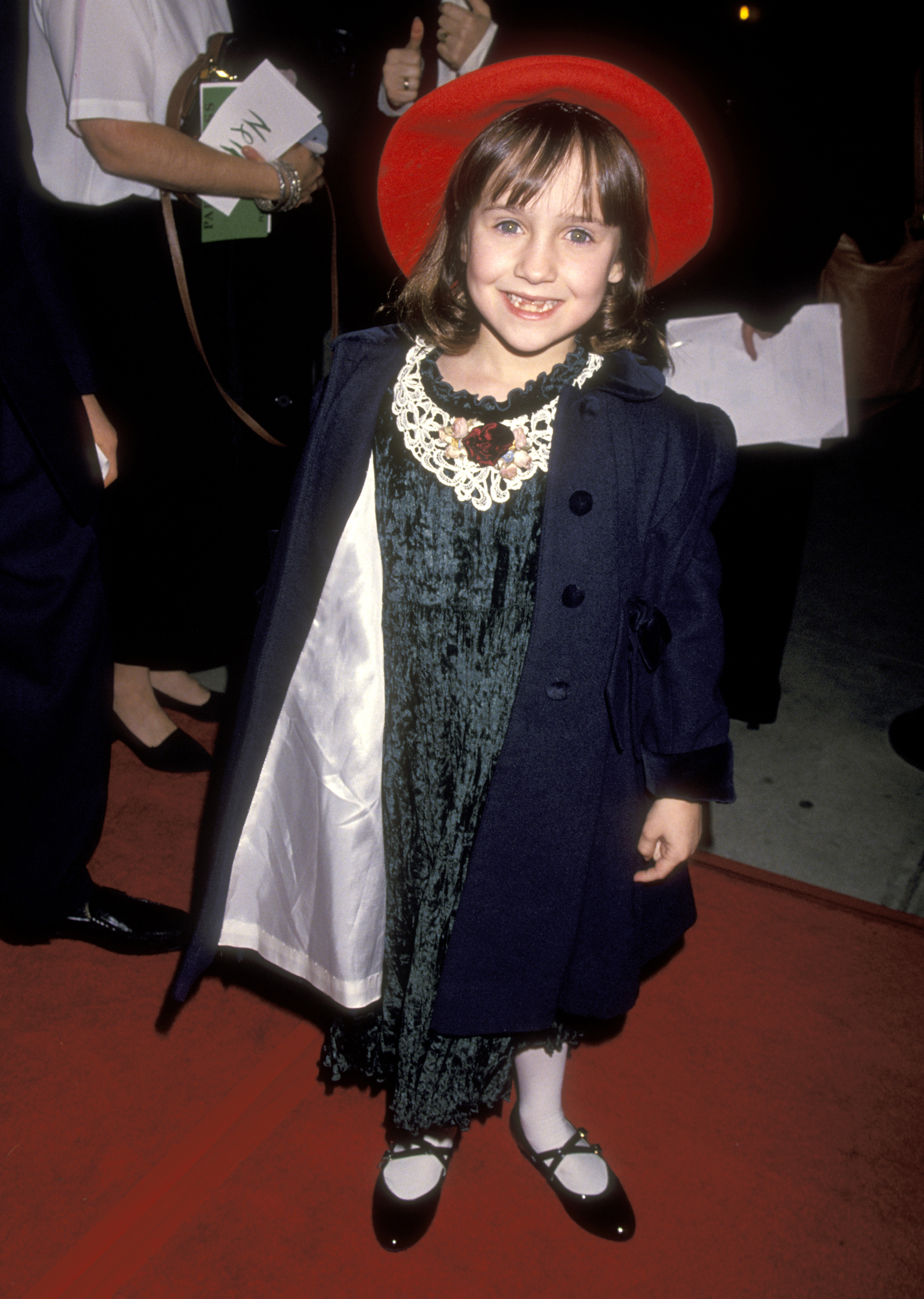 Mara Wilson attends the "Nell" premiere in Beverly Hills, California, on December 13, 1994. | Source: Getty Images