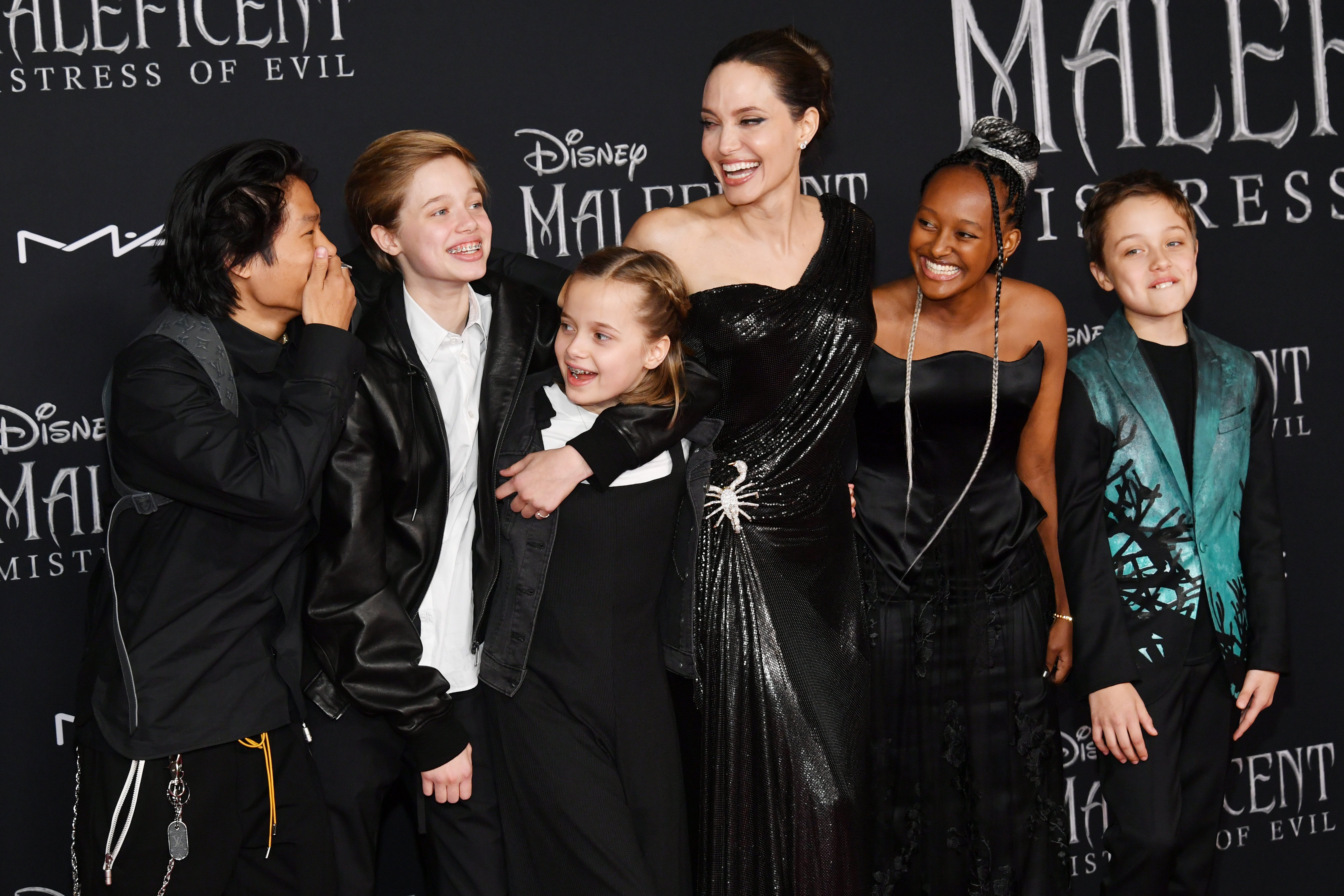 Pax Thien Jolie-Pitt, Shiloh Nouvel Jolie-Pitt, Vivienne Marcheline Jolie-Pitt, Angelina Jolie, Zahara Marley Jolie-Pitt, and Knox Léon Jolie-Pitt attend the world premiere of Disney's “Maleficent: Mistress Of Evil" at El Capitan Theatre on September 30, 2019 in Los Angeles, California. | Source: Getty Images