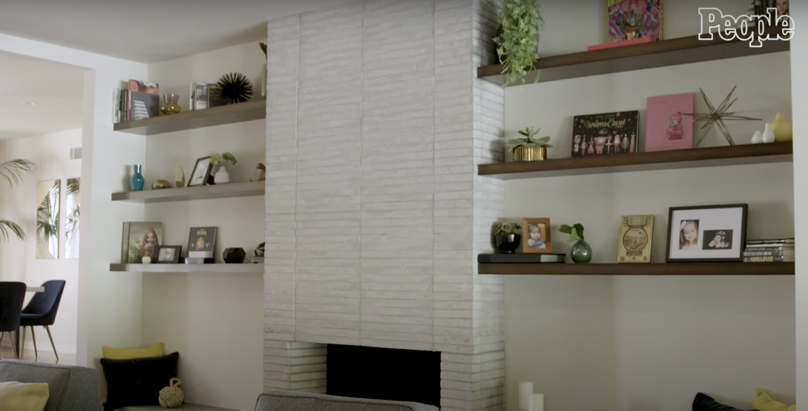 Inside Sean Murray's home from a video dated March 15, 2021. | Source: YouTube/People