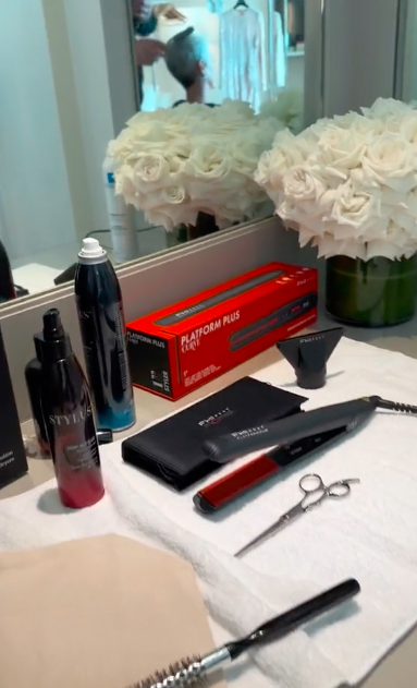 The products used to style Jamie Lee Curtis' hair for the 95th Academy Awards, posted on March 16, 2023 | Source: TikTok/fhiheat