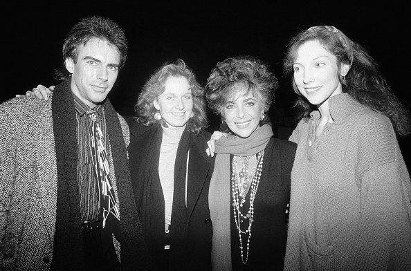 Liz Taylor with Family and Daughter in Law. | Photo Credit: Getty Images