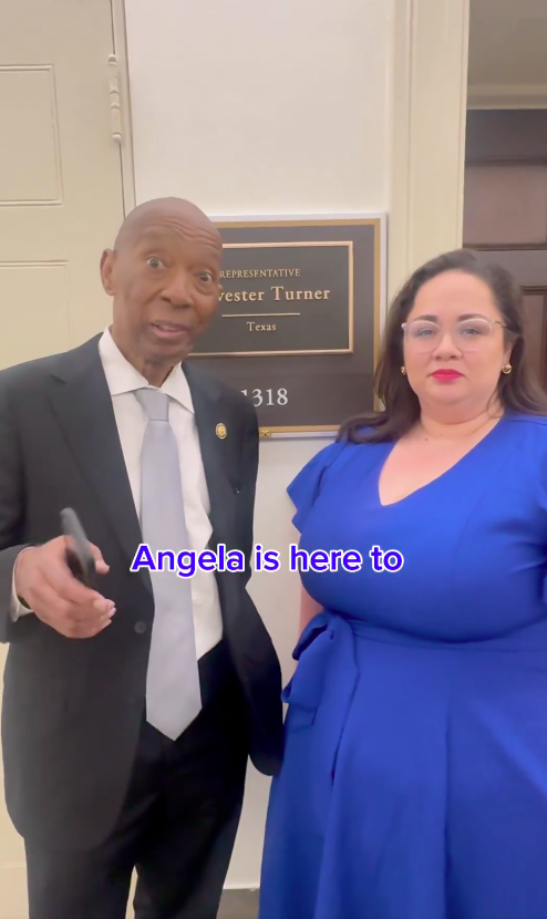 Congressman Sylvester Turner and Angela Hernandez addressing the public about the importance of Medicaid, posted on March 5, 2025. | Source: X/@repsturner