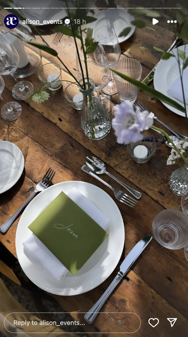 A place setting at Jesse Light and Jesse Bongiovi's five-day wedding celebration, posted on July 15 | Source: Instagram/alison_events