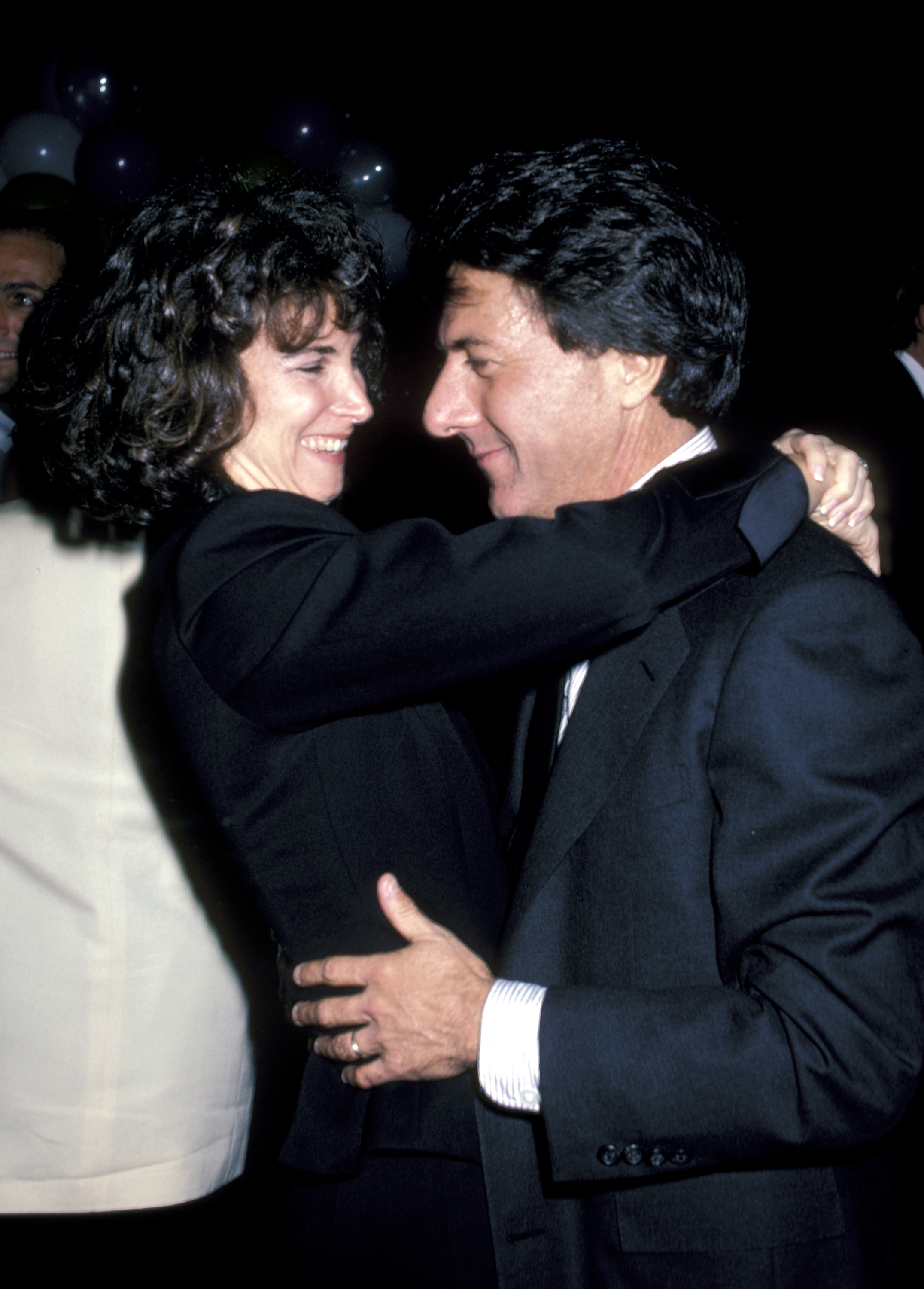 The woman and the actor during Smile Party in New York City on November 24, 1986. | Source: Getty Images