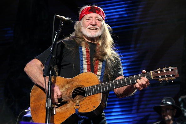 Willie Nelson at the Verizon Wireless Amphitheater on October 4, 2009 in St Louis, Missouri | Photo: Getty Images
