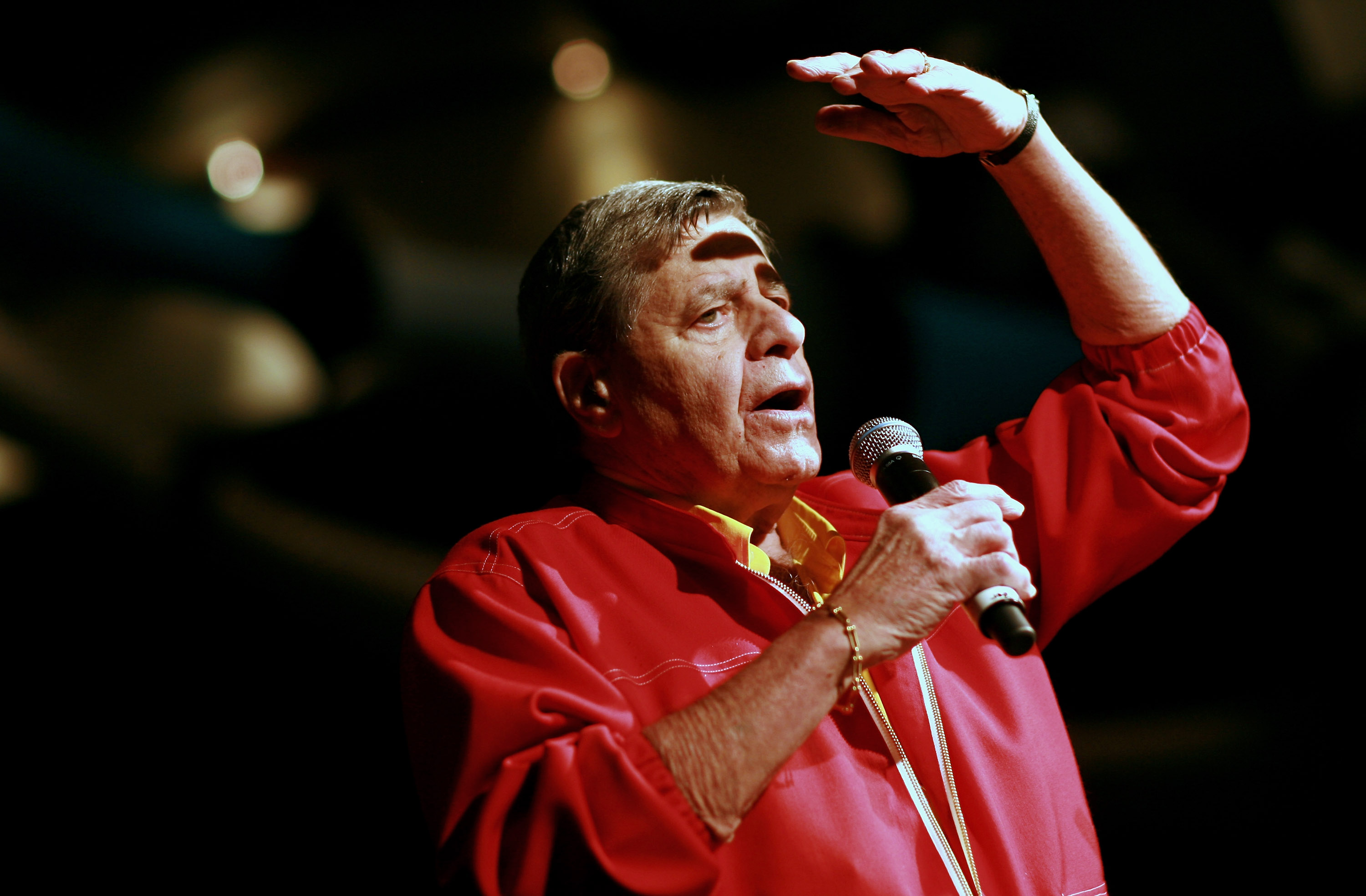 Comedian Jerry Lewis speaks to children and their families at a Muscular Dystrophy Family Day held at Star City on September 16, 2009 in Sydney, Australia | Source: Getty Images