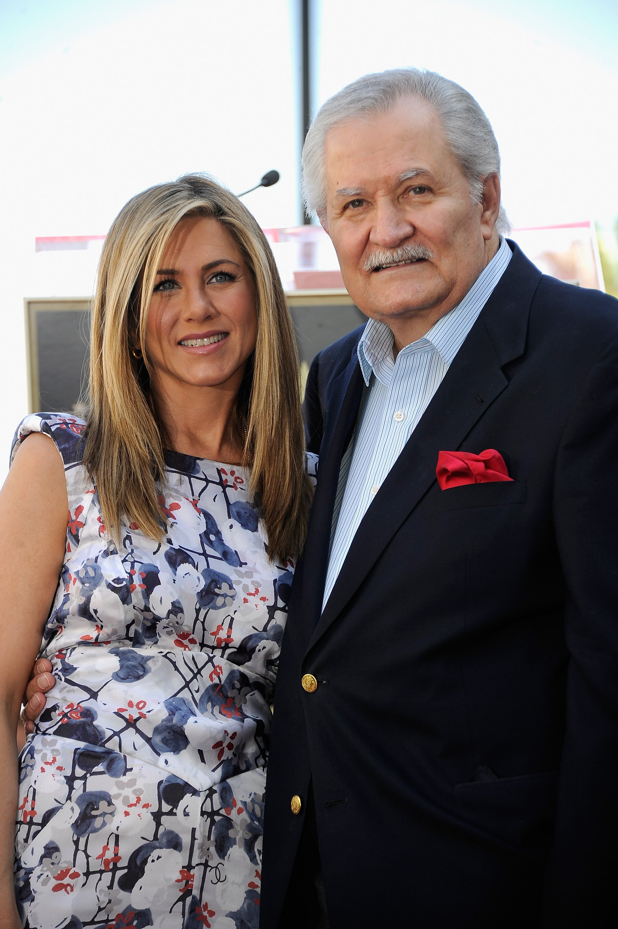 Jennifer Aniston and John Aniston in California in 2012. | Source: Getty Images 