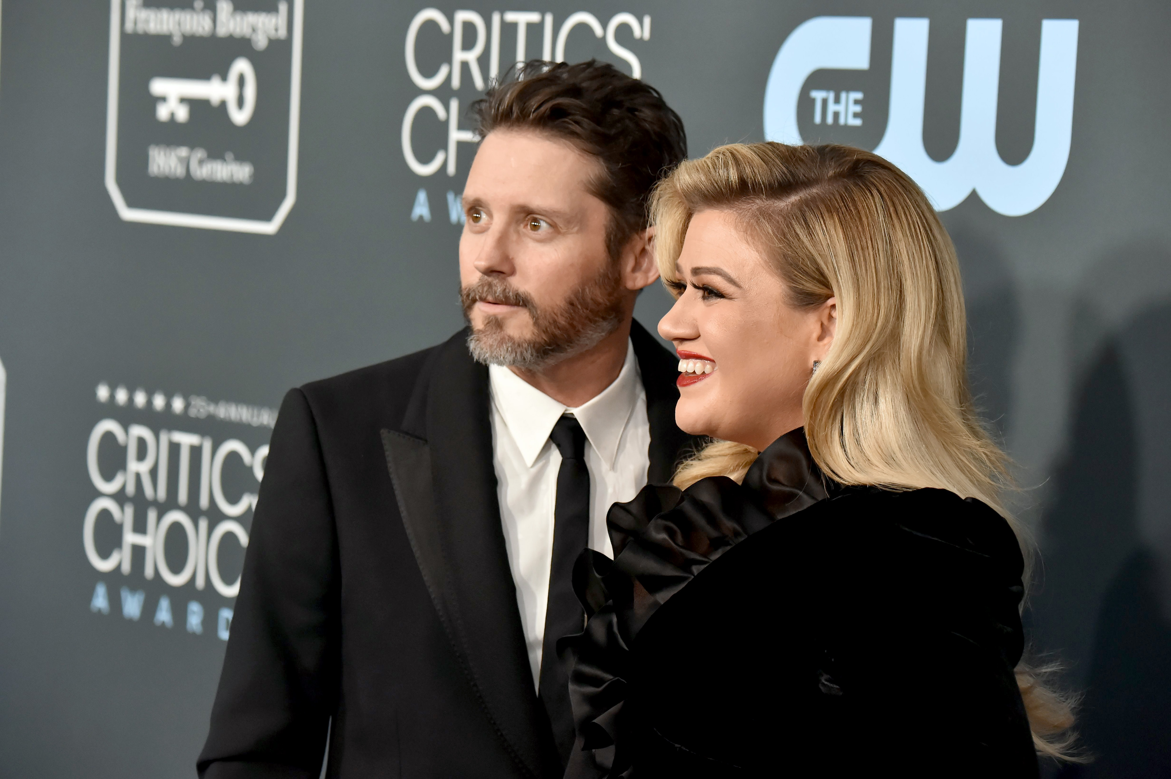 Brandon Blackstock and Kelly Clarkson during the 25th Annual Critics' Choice Awards at Barker Hangar on January 12, 2020, in Santa Monica, California. | Source: Getty Images