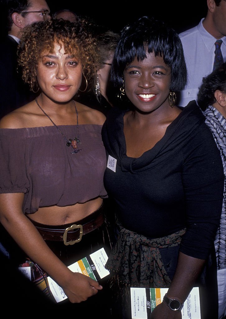 Cree Summer and Charnelle Brown at the premiere of "Dry White Season" in September 1989. | Photo: Getty Images