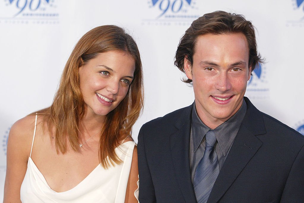 Katie Holmes and Chris Klein at Paramount Picture's 90th Anniversary celebration "90 Stars for 90 Years".  July 14, 2002. | Photo: GettyImages 