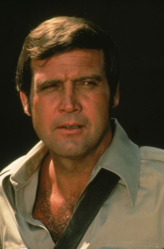 Lee Majors in the television series, 'The Six Million Dollar Man,' circa 1976| Source: Getty Images