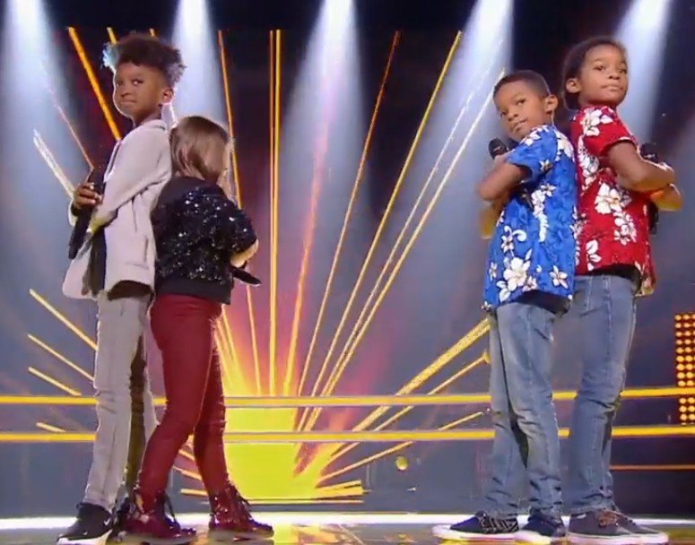 Les P'tits 4 de la rime sur scène. l Source : TF1 Replay Les P'tits 4 de la rime sur scène. l Source : TF1 Replay