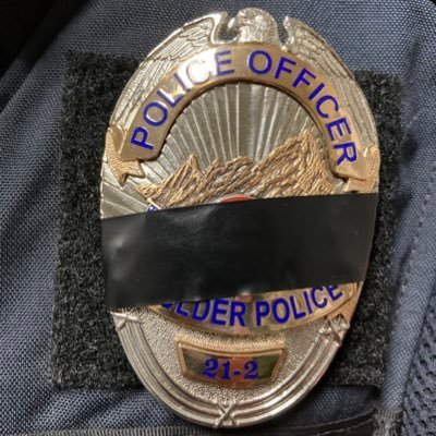 Boulder police badge | Source: Pixabay 