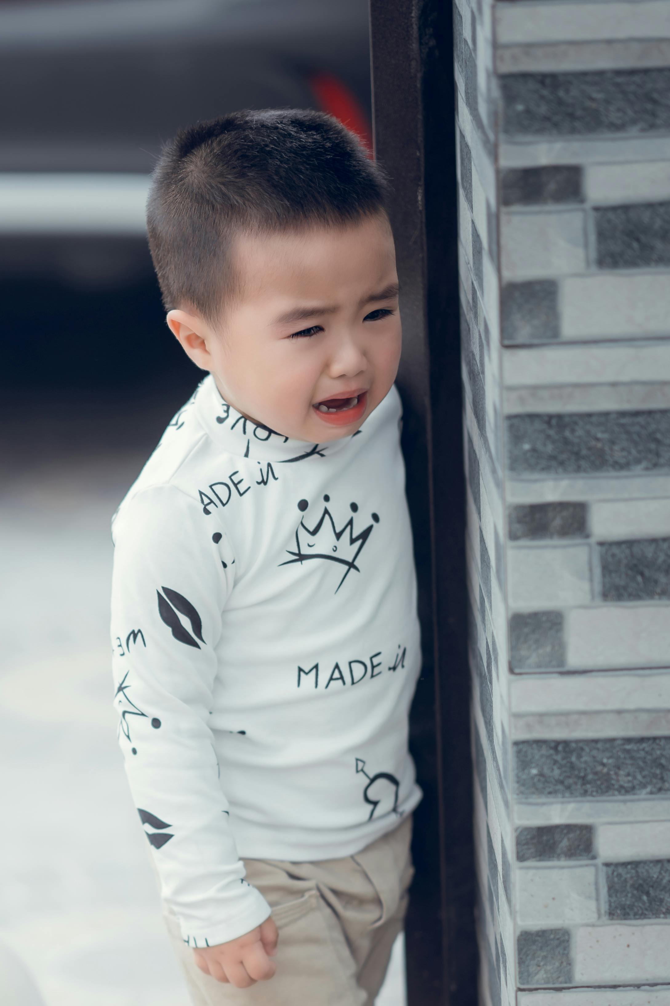 Little boy crying | Source: Pexels
