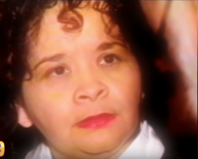 Close-up de Yolanda Saldivar, asesina de Selena Quintanilla. | Fuente: YouTube / Ventaneando Close-up de Yolanda Saldivar, asesina de Selena Quintanilla. | Fuente: YouTube / Ventaneando