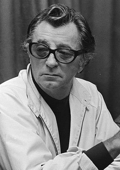 Robert Mitchum in Amsterdam Hilton for the film "The Amsterdam Kill," October 1, 1976. | Source: Wikimedia Commons