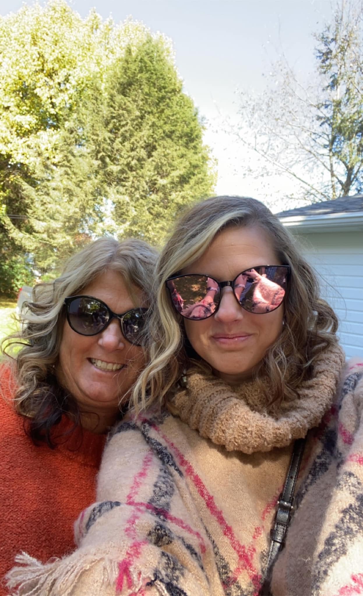 Gendie Miller and Lindsey Neiderhiser, from a post dated April 26, 2024 | Source: Facebook/lindsey.lopushansky