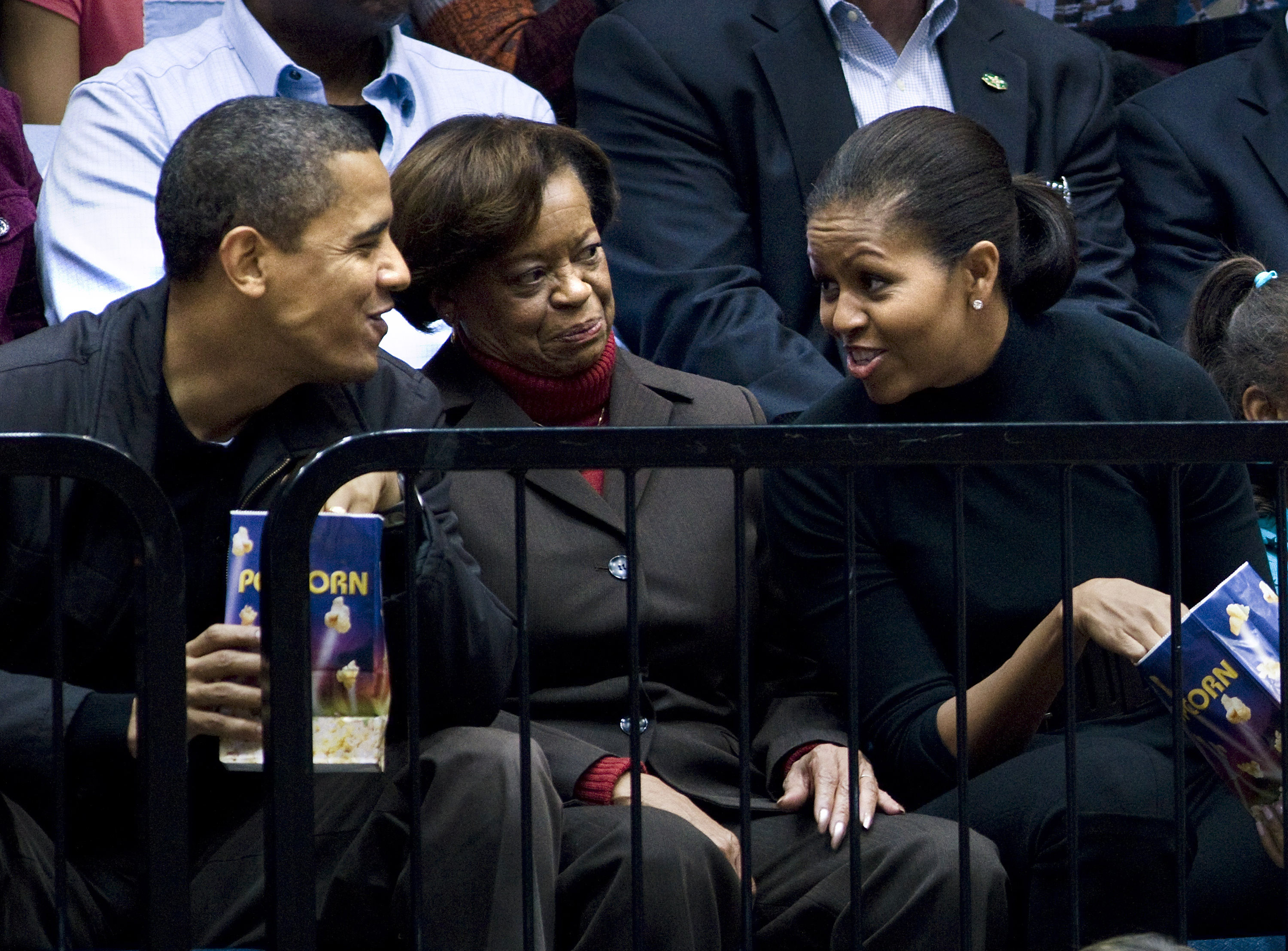 Marian Robinson became an enduring part of the Obama family's public story after Barack Obama's 2008 presidential win. Her quiet presence later helped shape how many Americans saw the family behind the White House image. | Source: Getty Images