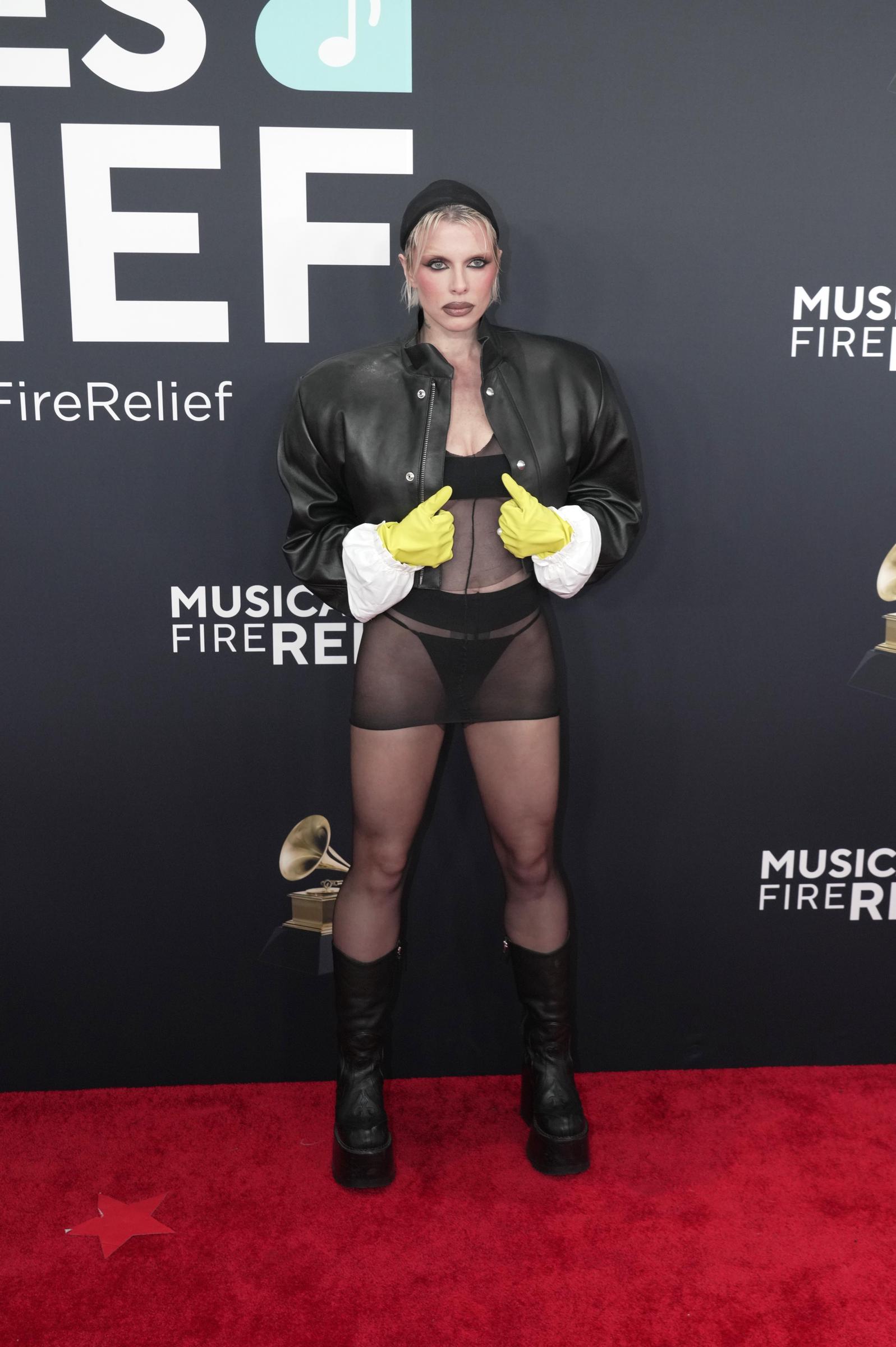 Julia Fox at the 67th Annual Grammy Awards on February 2, 2025, in Los Angeles, California. | Source: Getty Images