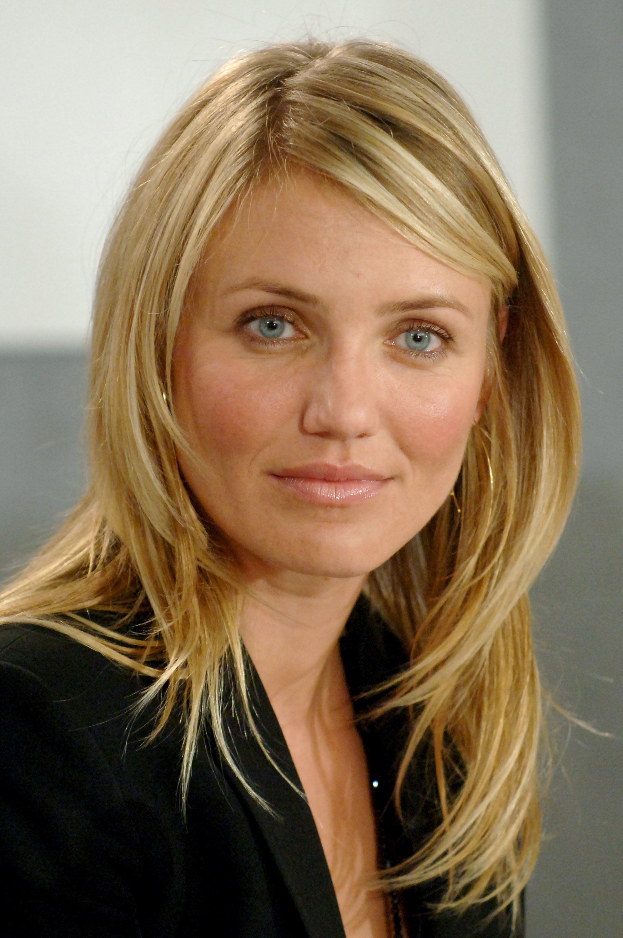 Cameron Diaz attends the 2005 Toronto Film Festival - "In Her Shoes" press conference in Toronto, Canada | Source: Getty Images