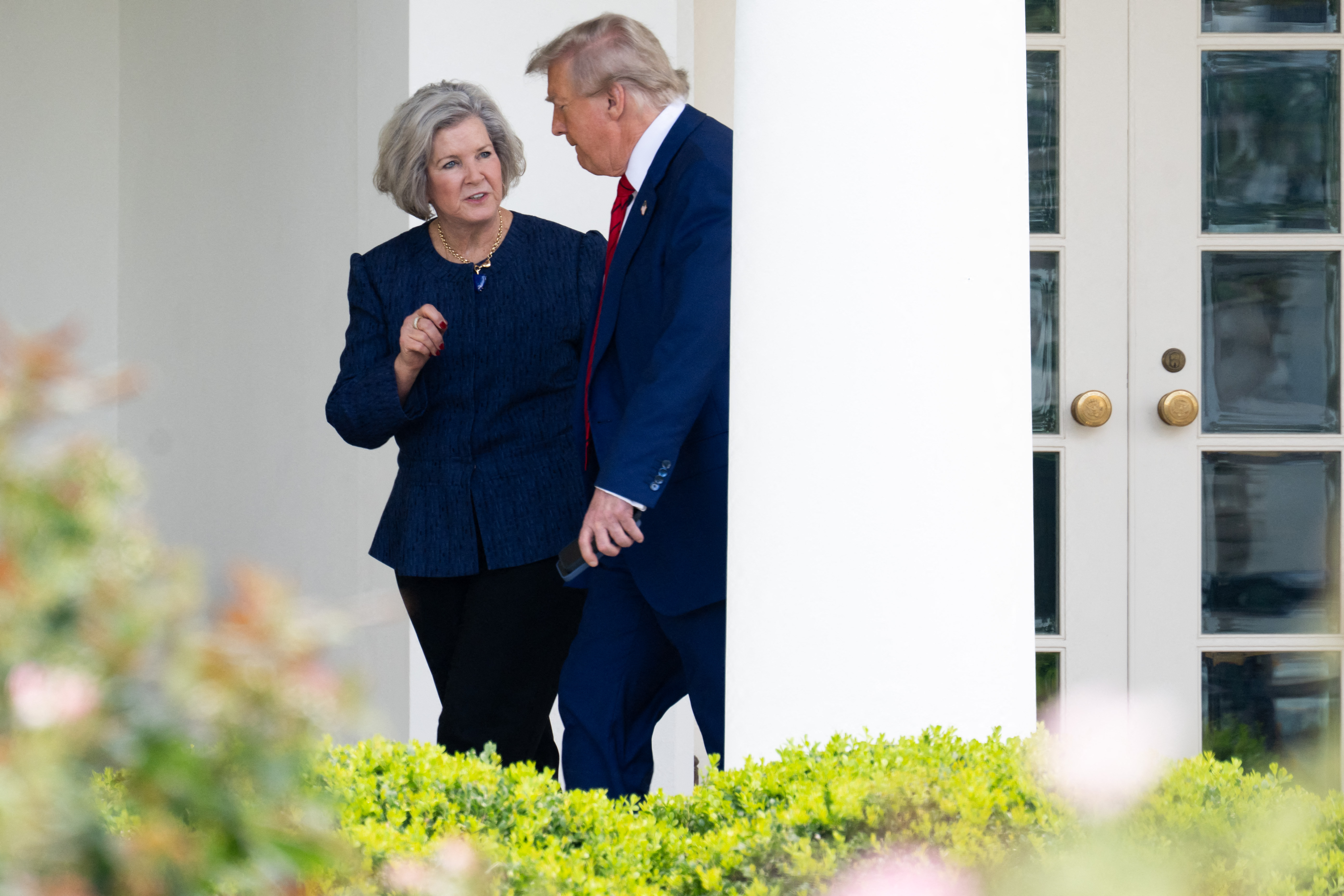 President Donald Trump speaks with White House Chief of Staff Susie Wiles before departing the White House for New Jersey, on June 20, 2025 | Source: Getty Images