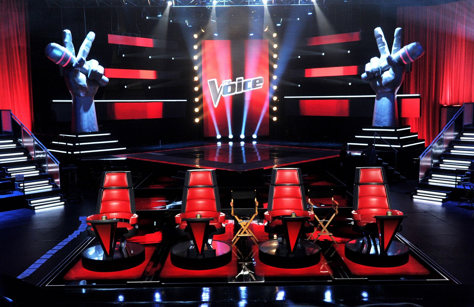A general view of the set is shown at a press junket for NBC's "The Voice" at Sony Studios on October 28, 2011, in Culver City, California | Photo: Kevin Winter/Getty Images